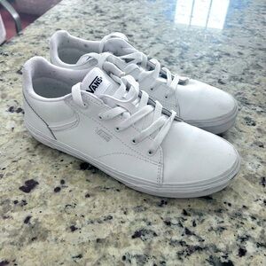 Vans boys or girls youth size 6 sneakers white leather